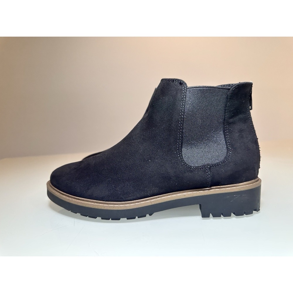 Kensie Ladie's Black Sandor Faux Suede Womens Short Boot Zipper Ankle Bootie 7M - Picture 2 of 11